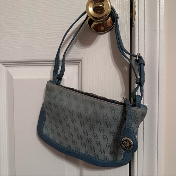 Dooney & Bourke Handbags - Dooney & Bourke Vintage Blue Envelope Shoulder Bag
